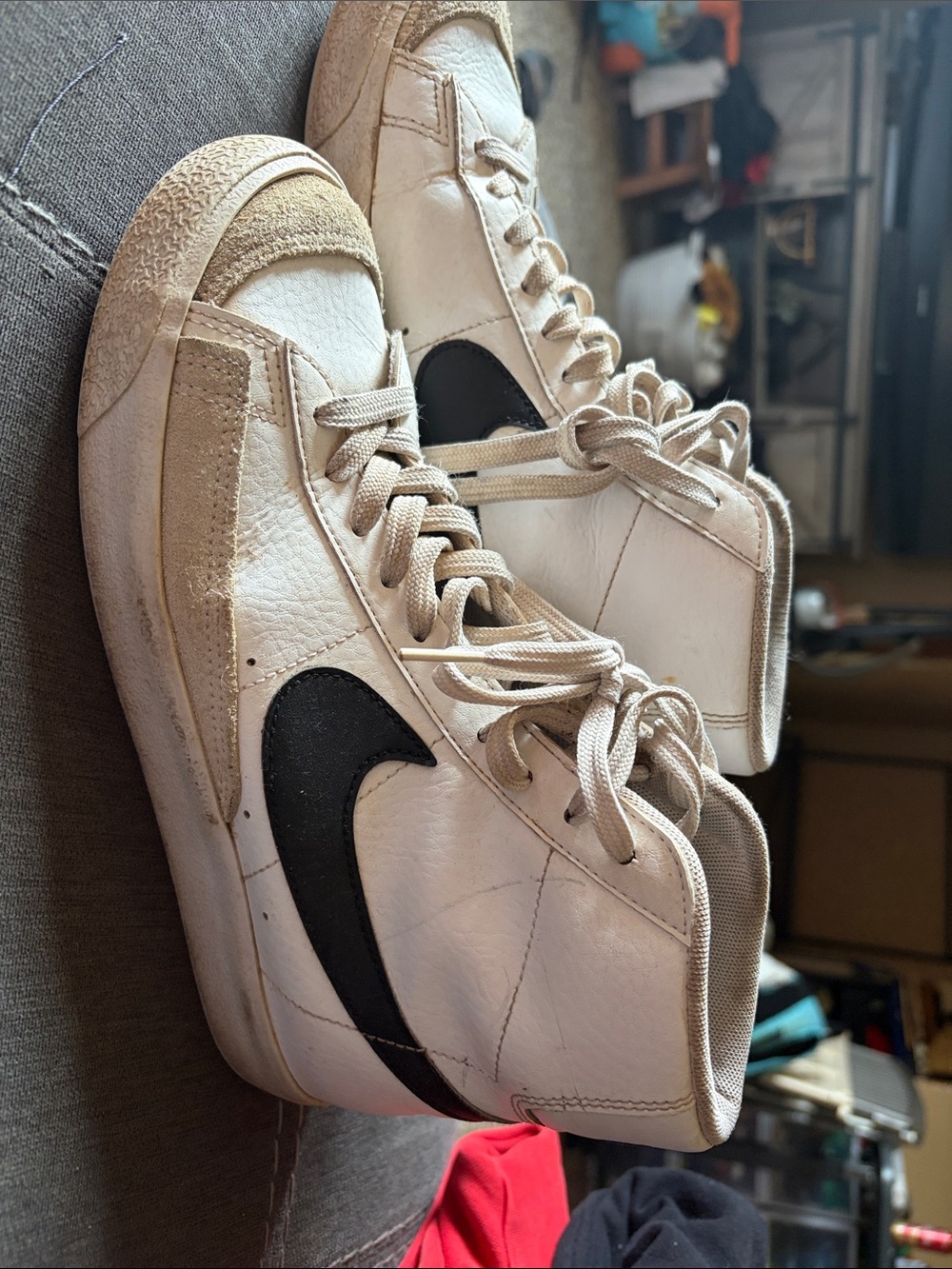 Nike Women Beige and Black High-Top Sneakers Used